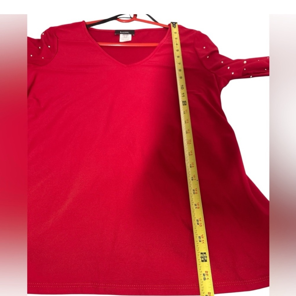 NWT MSK Red V-Neck Blouse With Embellished Beads/Pearl Sleeves Women’s Sz Medium - Picture 10 of 11